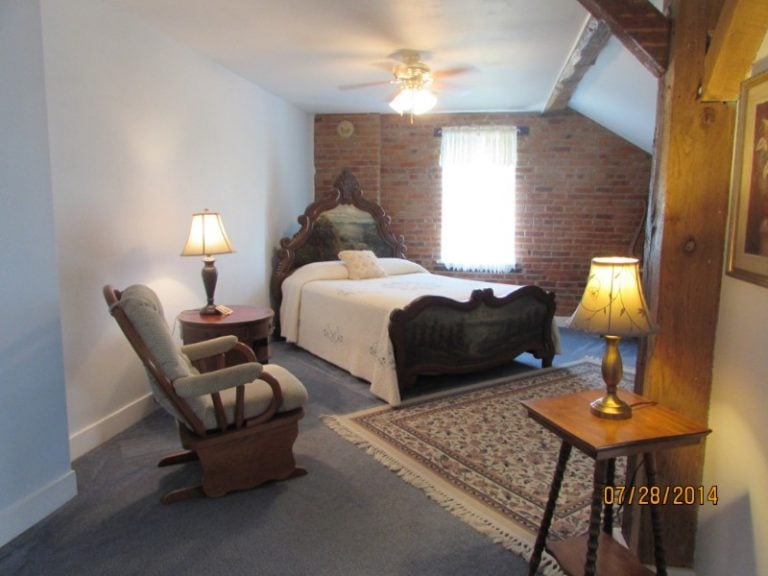 rawsons-room-3 rawsons-room-3