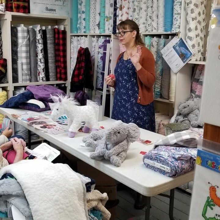 Quilting and Needlework Instruction in Amana Colonies