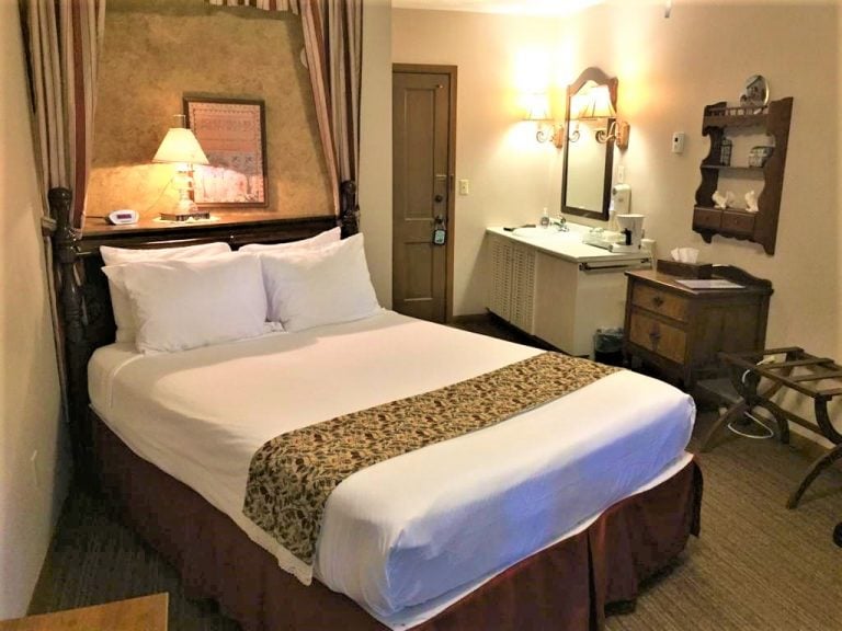 Room 2 3 edited 768x576